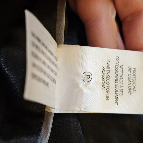 Black Single Breasted Wool & Cashmere Blend Coat Calvin Klein Size 4 NWOT - Picture 5 of 7